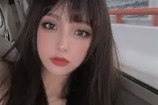 女星艾米高考拒绝签名被吐槽耍大牌 网友：这是高考